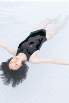 美女自卫